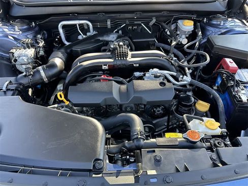 Used 2017 Subaru Outback 2.5i Limited image 9