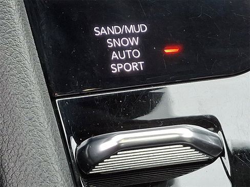 Used 2021 Jeep Grand Cherokee L Limited image 26