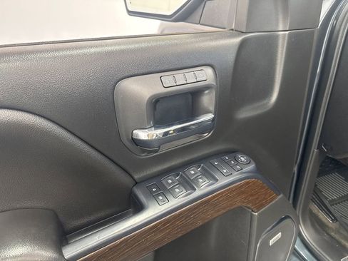 Used 2017 GMC Sierra 1500 Denali image 8