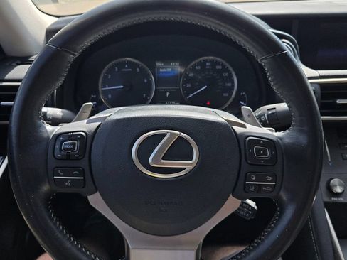 Used 2019 Lexus IS 300 w/ Accessory Package RWD image 10