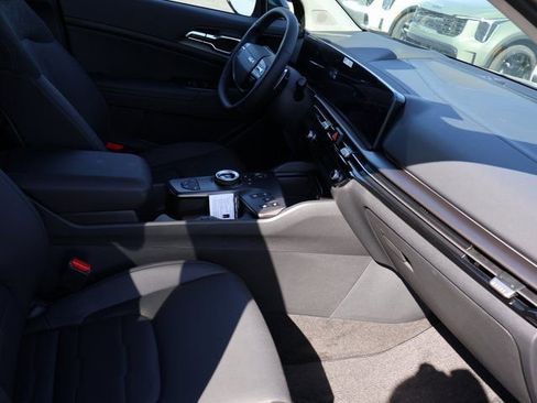 New 2026 Kia Sportage SX Prestige image 10