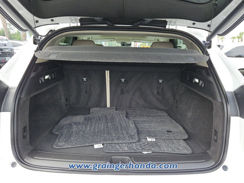 Used 2023 Buick Envision Avenir FWD image 13