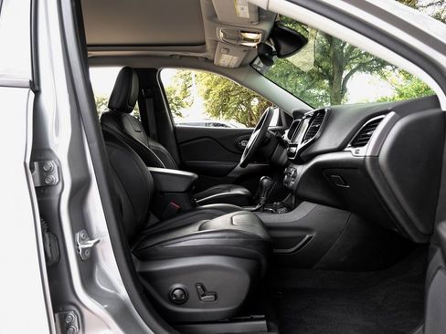 Used 2022 Jeep Cherokee Limited w/ Elite Package image 46