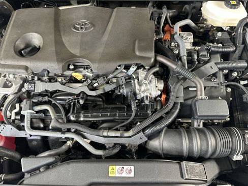 Used 2025 Toyota Camry LE FWD image 26