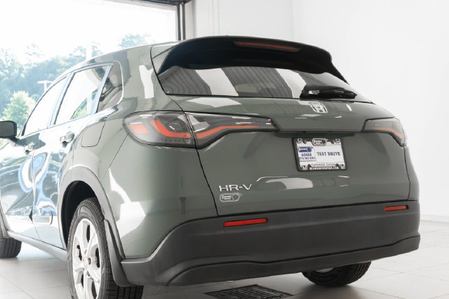 Certified 2023 Honda HR-V LX image 28