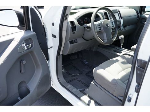 Used 2019 Nissan Frontier S image 13