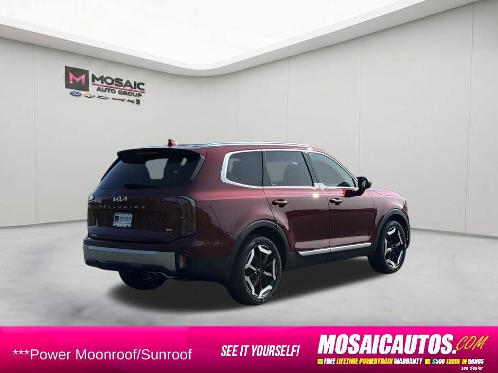 Used 2023 Kia Telluride EX w/ EX Captain's Chair Package AWD/4WD image 7