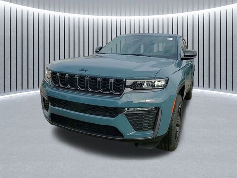 New 2026 Jeep Grand Cherokee Limited image 18