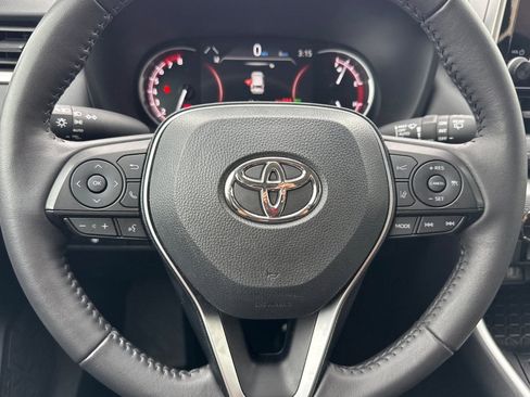 Used 2025 Toyota RAV4 XLE w/ Weather Package image 17
