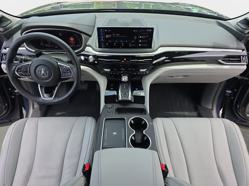 Certified 2025 Acura MDX SH-AWD w/ Technology Package image 9
