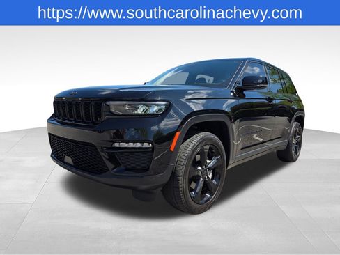 Used 2024 Jeep Grand Cherokee Limited w/ Black Appearance Package AWD/4WD image 34