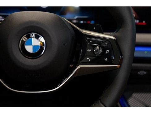 Used 2025 BMW X3 xDrive30i w/ Premium Package image 68