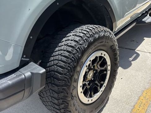 Used 2021 Ford Bronco Black Diamond w/ Sasquatch Package AWD/4WD image 11