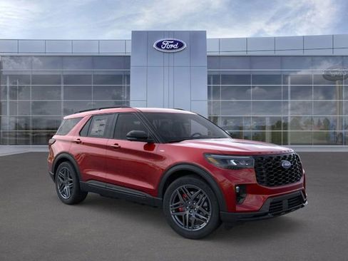 New 2026 Ford Explorer ST-Line w/ ST-Line Street Pack image 7