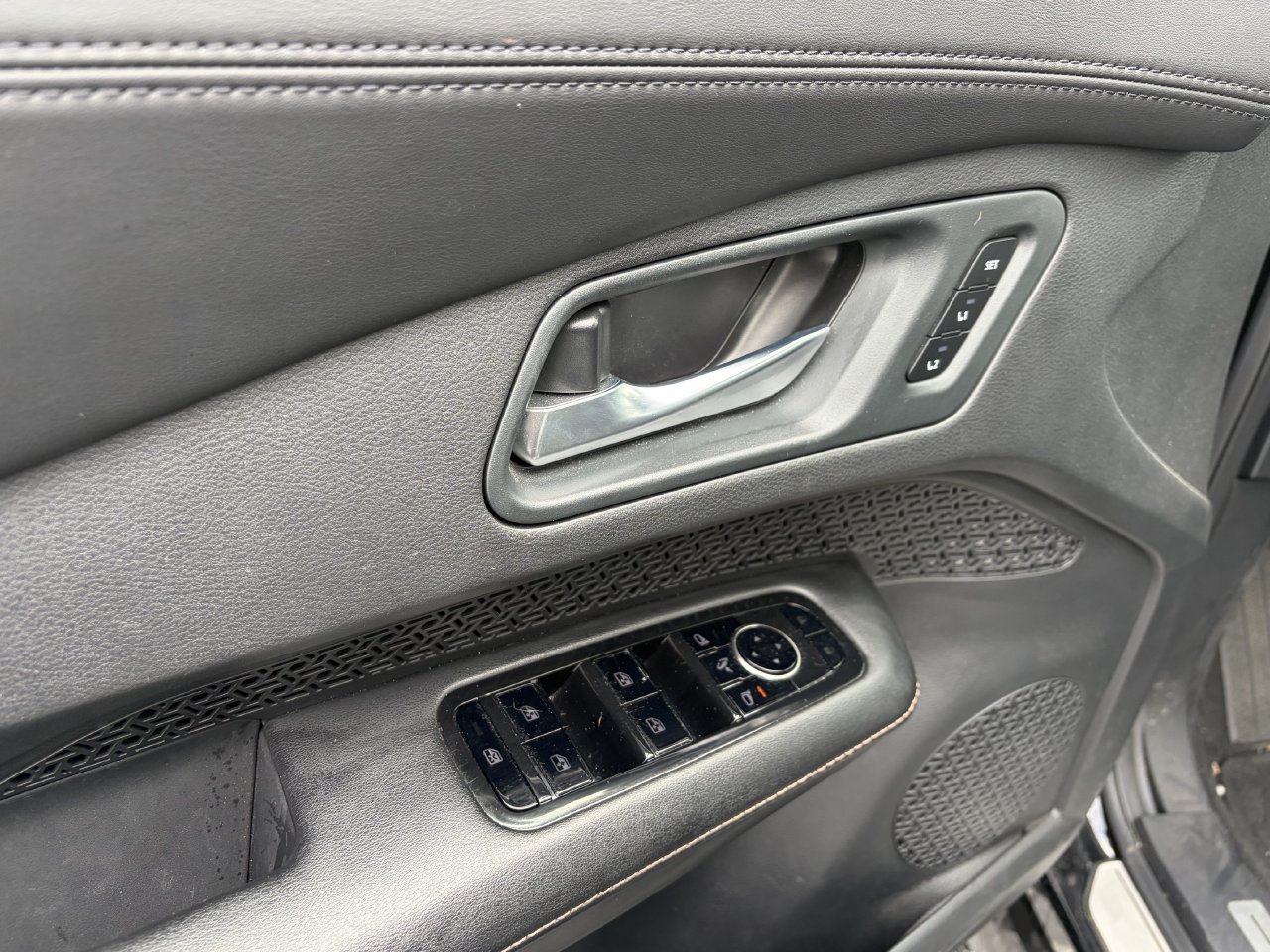 Certified 2024 Nissan Ariya AWD image 13