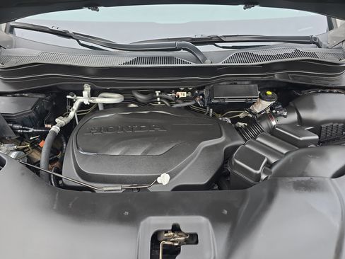 Certified 2022 Honda Pilot Touring image 32