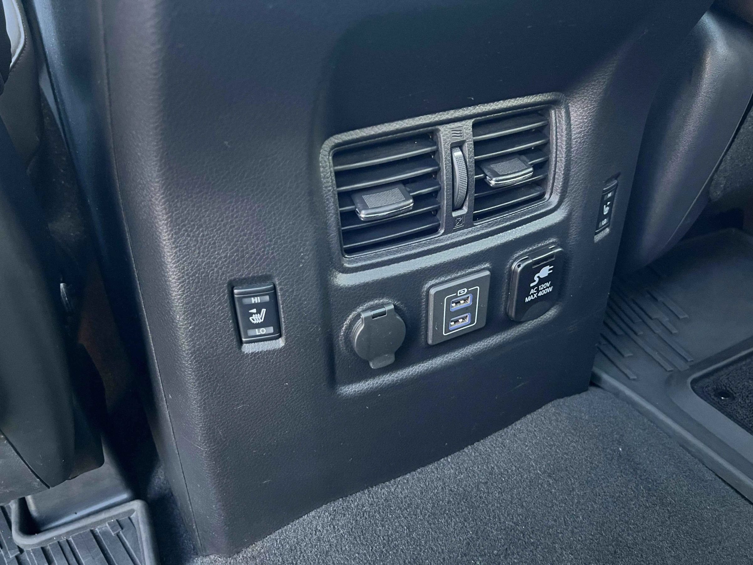 Used 2021 Nissan Titan Platinum Reserve w/ Moonroof Package RWD image 34
