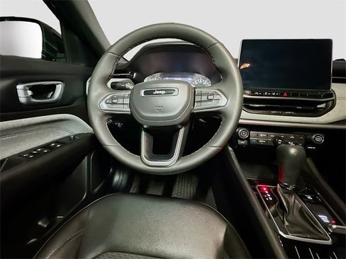 Used 2023 Jeep Compass Latitude w/ Convenience Group image 33