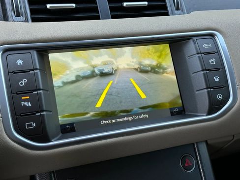 Used 2019 Land Rover Range Rover Evoque AWD/4WD image 34