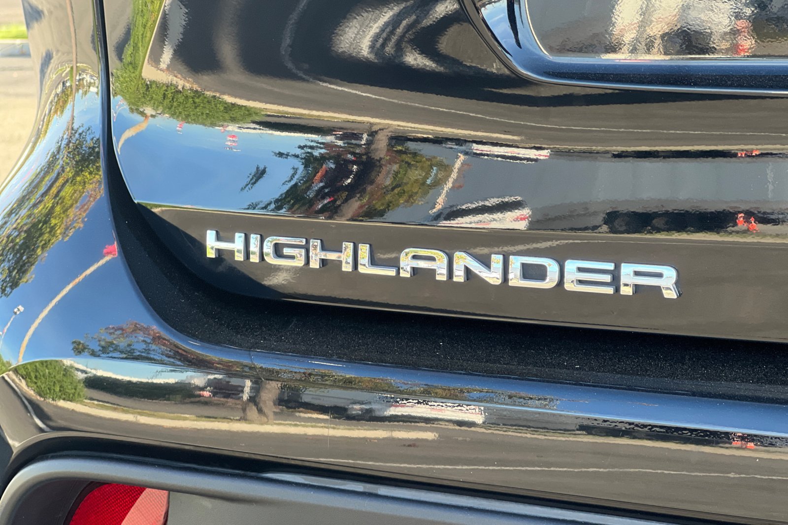 Used 2023 Toyota Highlander XSE AWD/4WD image 28