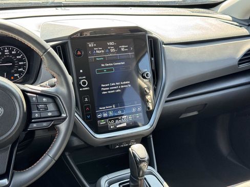 Used 2024 Subaru Crosstrek 2.5i Limited w/ Crosstrek Mirror Package image 11