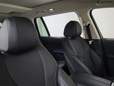 Used 2022 BMW X7 xDrive40i w/ Parking Assistance Package image 13