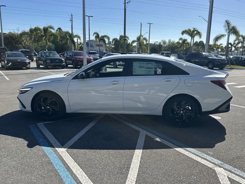 New 2026 Hyundai Elantra Sport FWD image 10