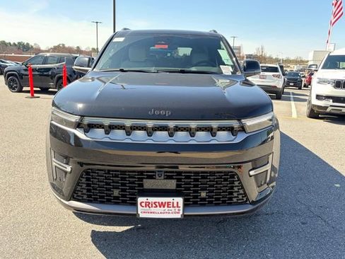 New 2026 Jeep Grand Wagoneer L 4WD image 10