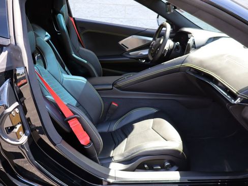Used 2020 Chevrolet Corvette Stingray Premium Cpe w/ 3LT Preferred Equipment Group RWD image 30