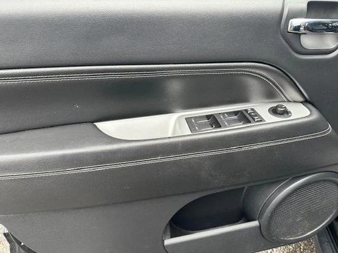 Certified 2017 Jeep Compass High Altitude image 10