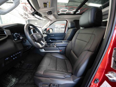 Used 2023 Toyota Tundra Limited AWD/4WD image 9
