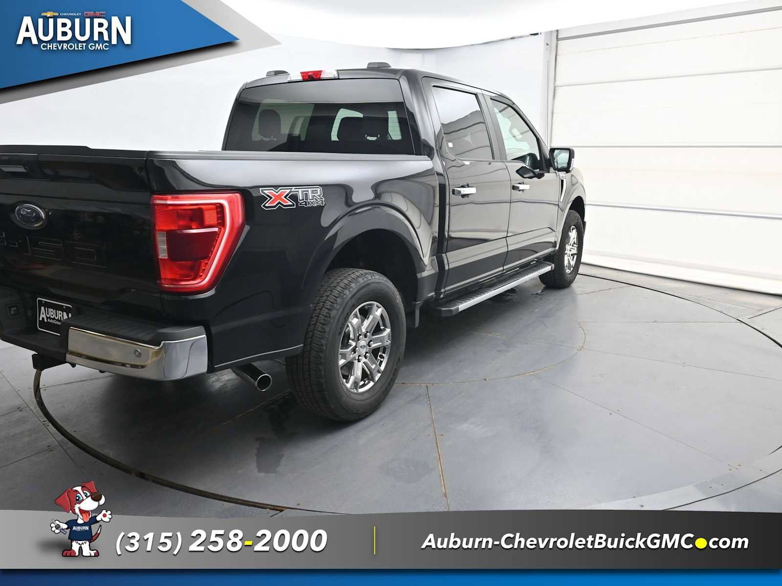 Used 2021 Ford F150 XLT w/ XTR Package AWD/4WD image 16