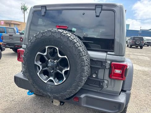 Used 2022 Jeep Wrangler Unlimited Rubicon 4xe w/ Cold Weather Group AWD/4WD image 6