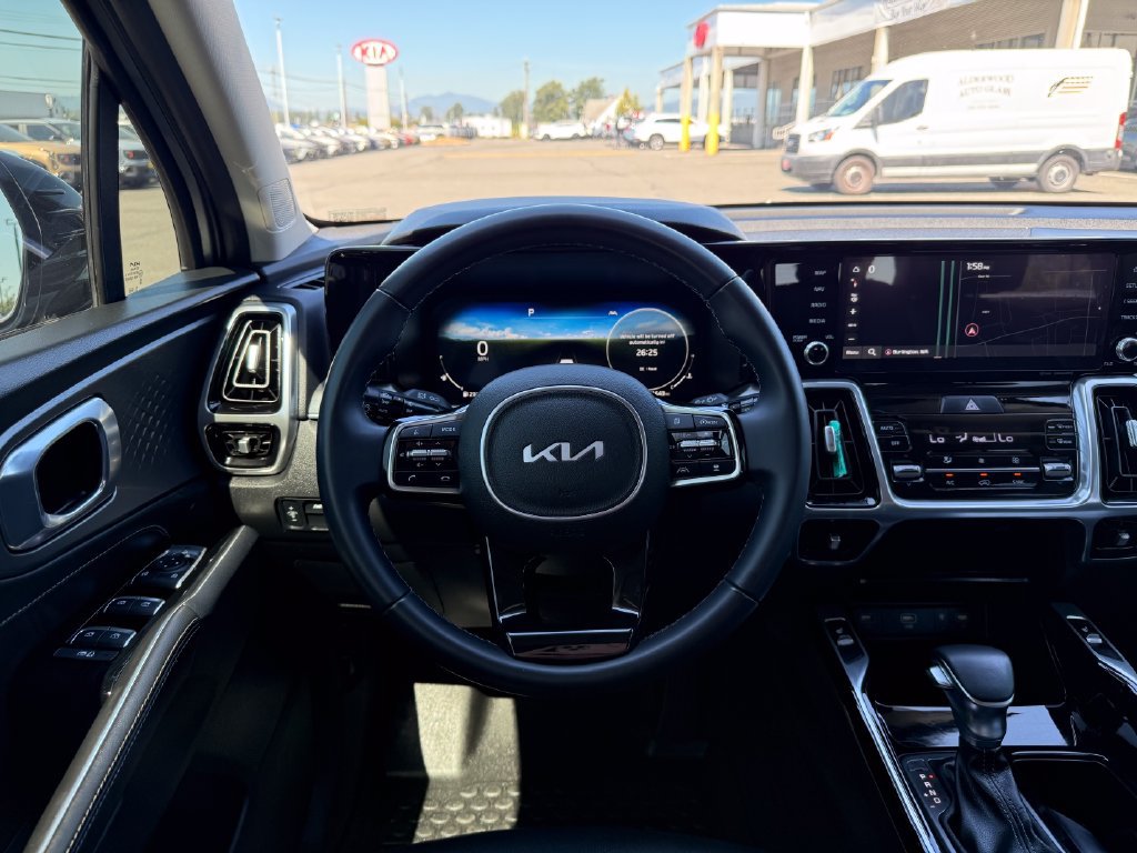Certified 2023 Kia Sorento SX AWD/4WD image 24