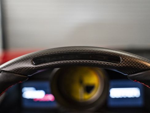 Used 2019 Ferrari 488 Pista Coupe RWD image 40