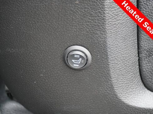 Used 2017 RAM 1500 Express image 18