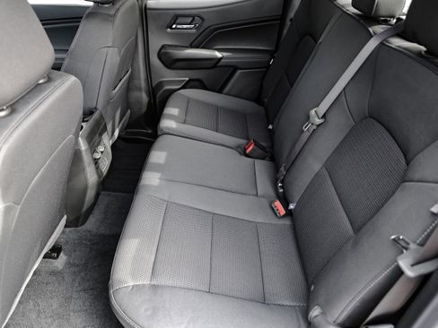 New 2026 GMC Canyon Elevation w/ Convenience Package image 17