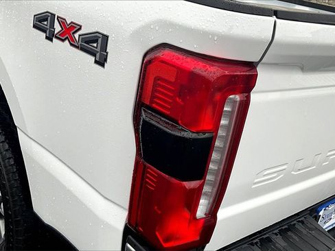 Used 2023 Ford F350 Lariat w/ Snow Plow Prep Package image 32