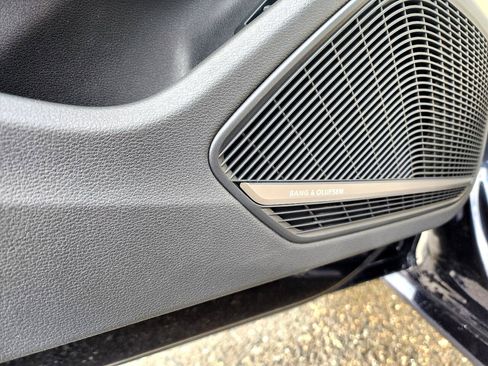 Used 2018 Audi A4 2.0T Premium Plus image 12