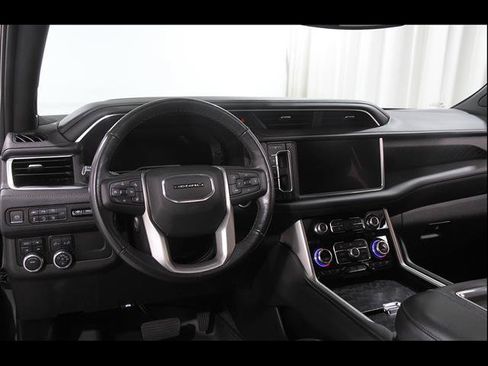 Used 2022 GMC Yukon Denali AWD/4WD image 7