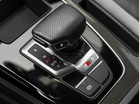 Used 2023 Audi SQ5 Premium Plus w/ Premium Plus Package image 11