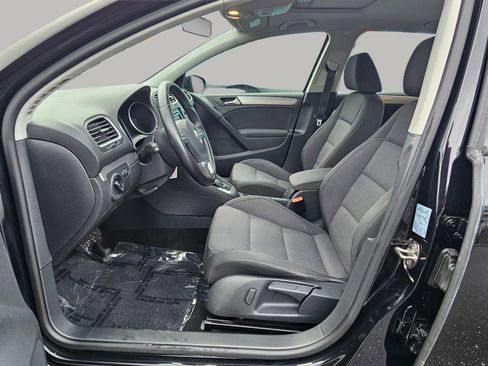 Used 2014 Volkswagen Golf 4-Door image 21