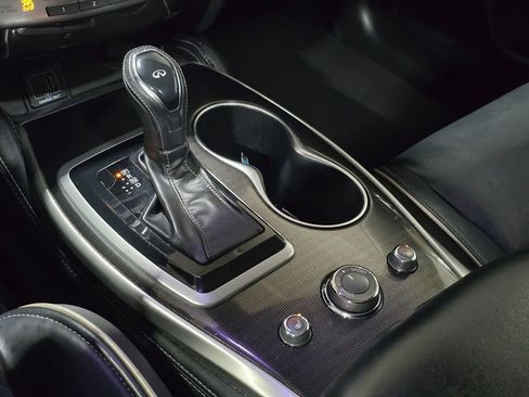 Used 2019 INFINITI QX60 Luxe w/ Essential Package image 16