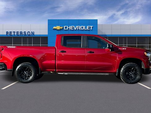 Used 2023 Chevrolet Silverado 1500 LT Trail Boss w/ LT Trail Boss Premium Package AWD/4WD image 3