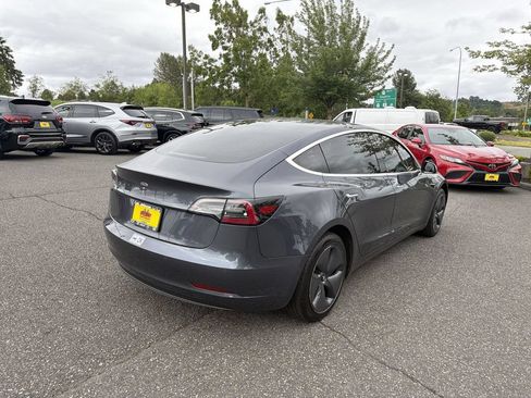 Used 2019 Tesla Model 3 Standard Range Plus RWD image 9