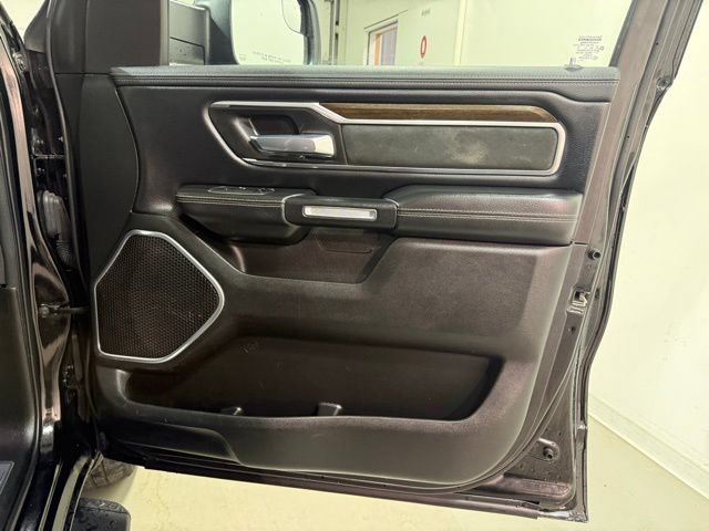 Used 2022 RAM 1500 Laramie AWD/4WD image 25