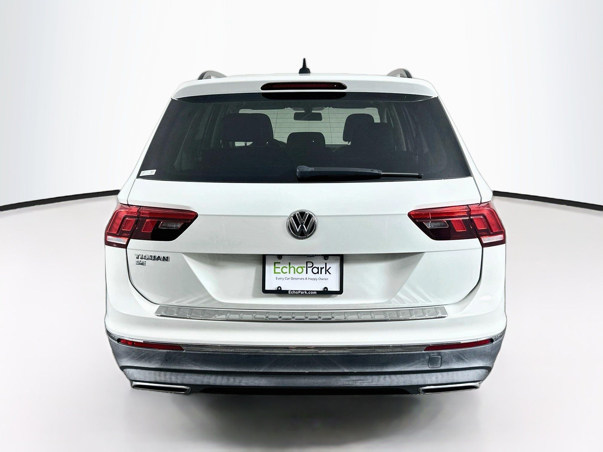 Used 2020 Volkswagen Tiguan SE FWD image 7
