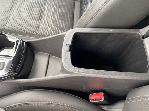 Certified 2025 Chevrolet Trax LT image 14