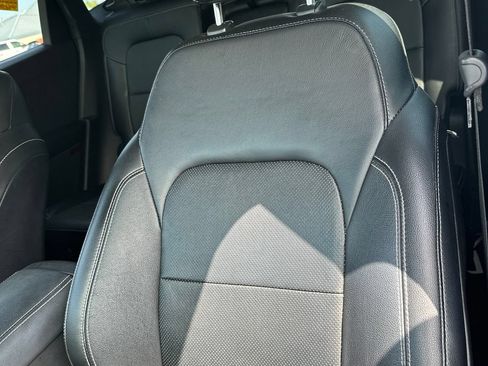 Used 2020 Ford Escape Titanium AWD/4WD image 11