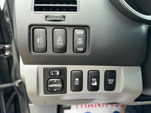 Used 2012 Toyota Tacoma 4x4 Double Cab w/ TRD Off-Road Pkg image 13